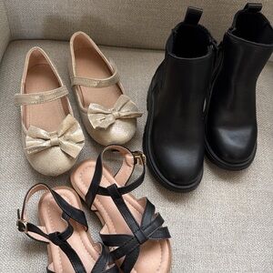 Girls Metallic Gold Bow Mary Janes
Black sandals, boots